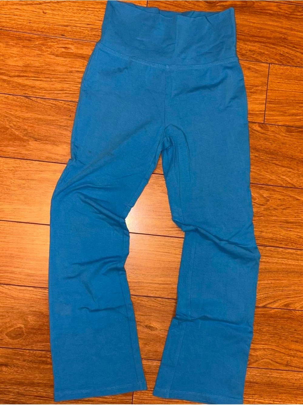 Blue Y2K high-waisted leggings with fold over waistband. Size: 8